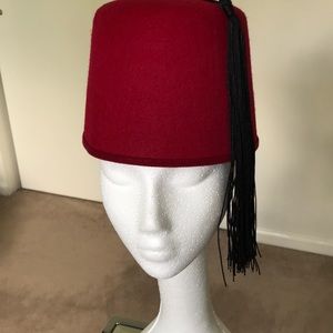 ADULT PARTY HAT FEZ